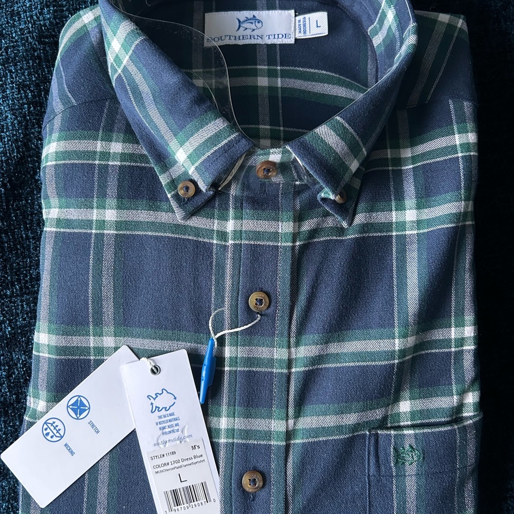 NWT Southern Tide Blue and Green Casual Button Down Shirt